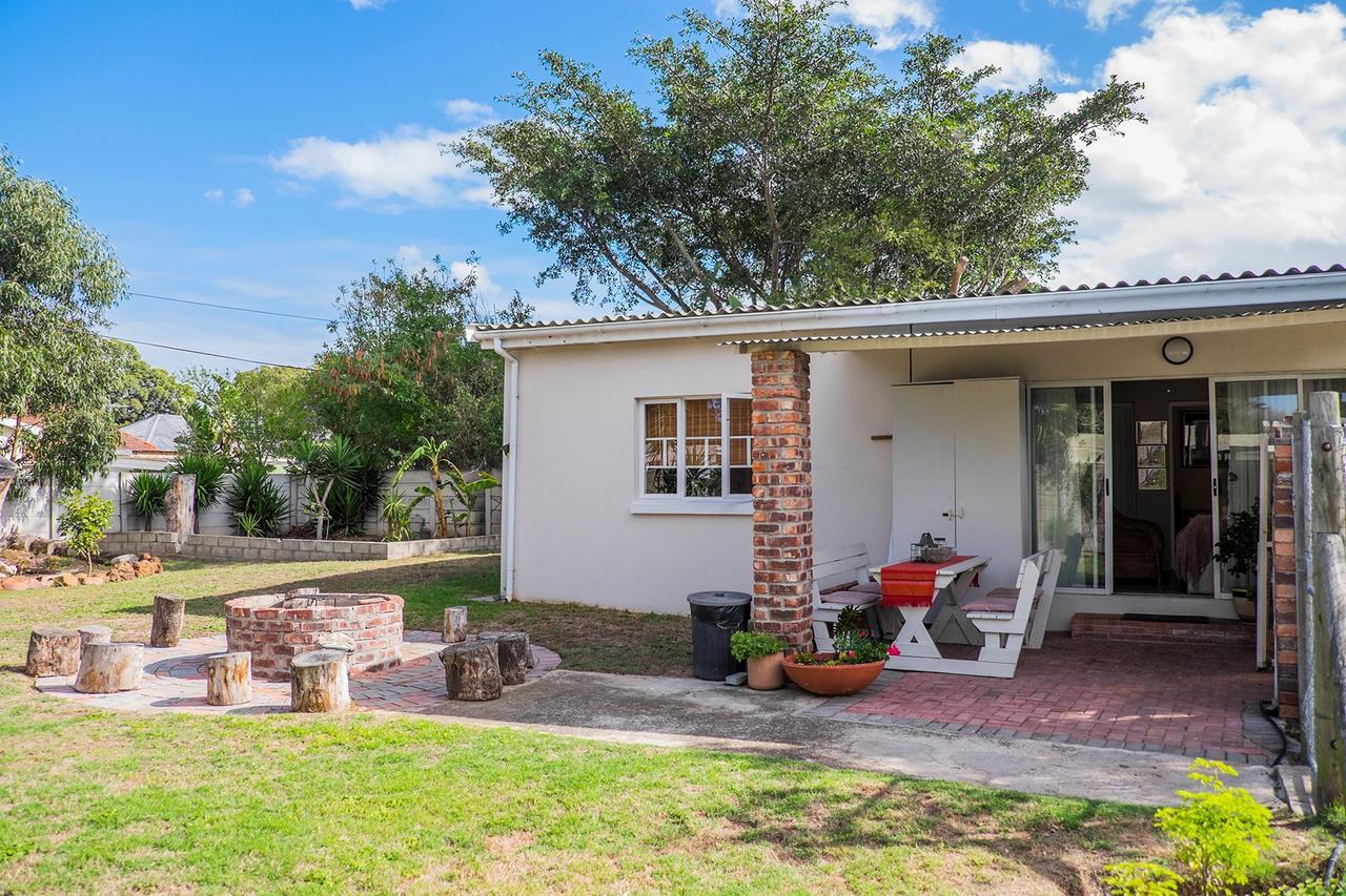 The Garden Cottage On 140 Fordyce Port Elizabeth Exteriér fotografie